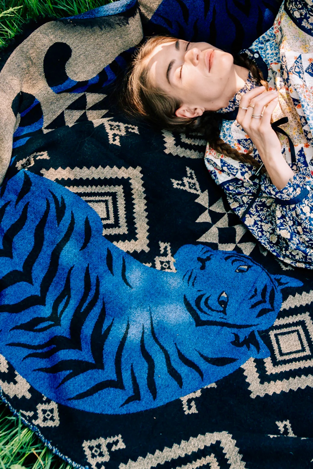 Wolldecke Twins 7 wolldecke antan twin tigers mood2.jpg